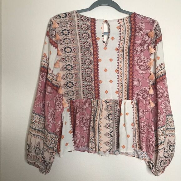 American Eagle tassel boho peasant blouse - Picture 4 of 5